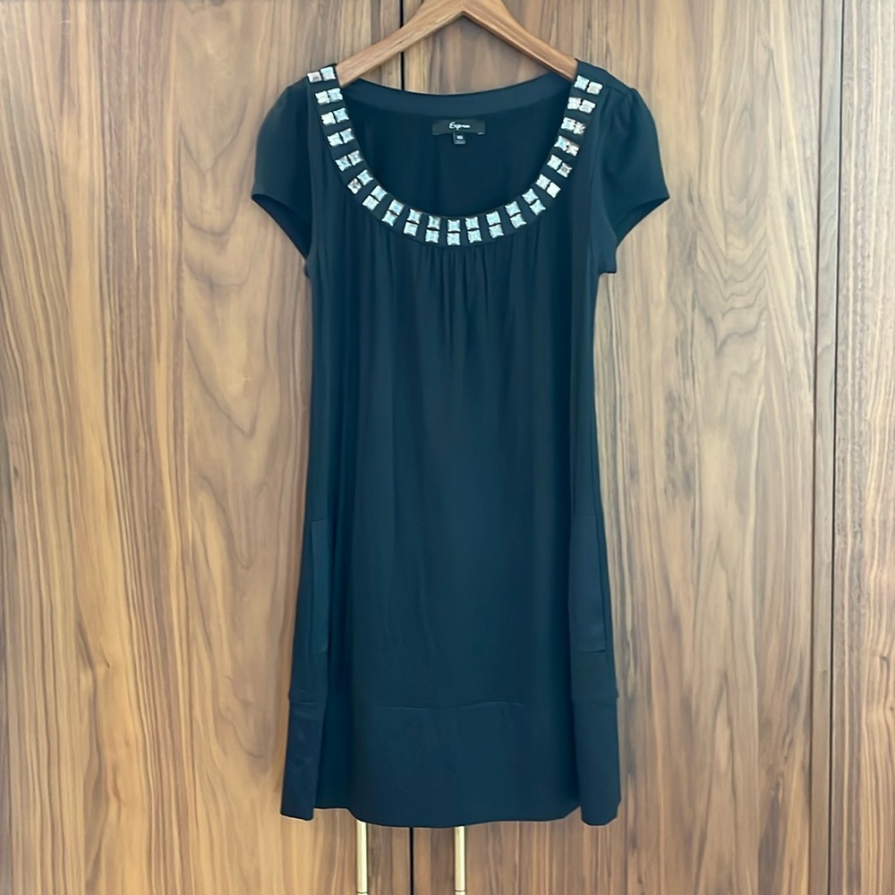 Express Early 2000’s party dress. Black t-shirt dress with satin hem and pockets